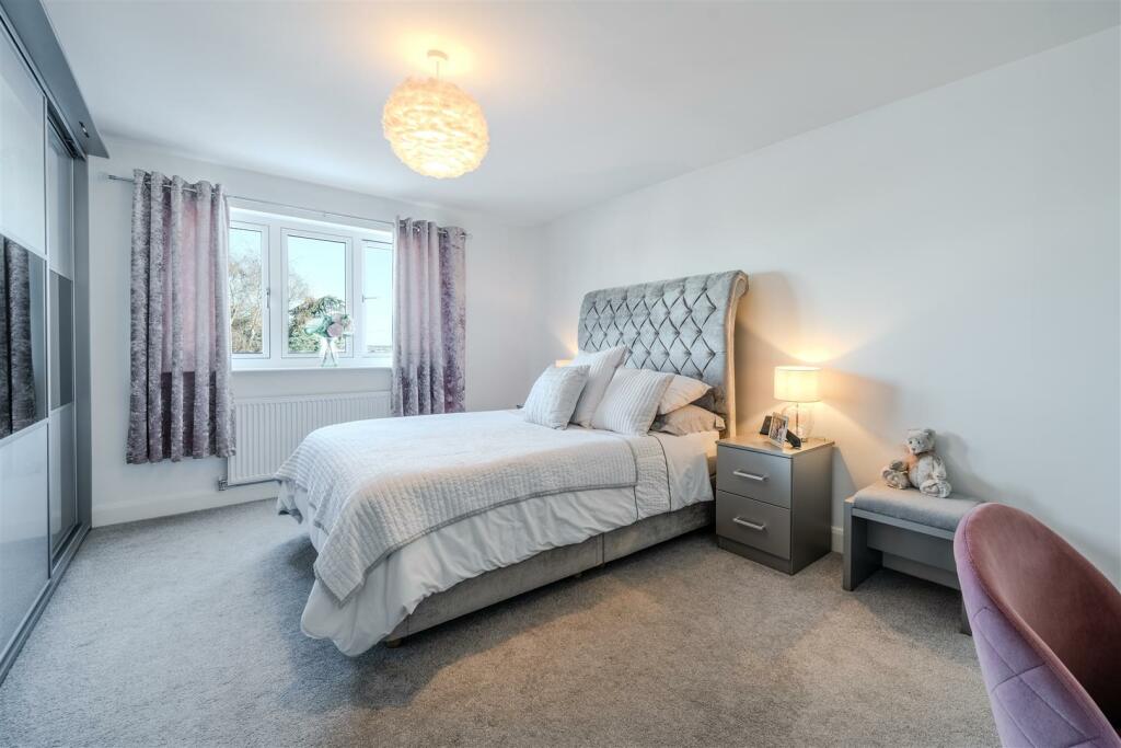 Additional property image - Top Farm, Main Road, Stretton, Alfreton, DE55 6EW