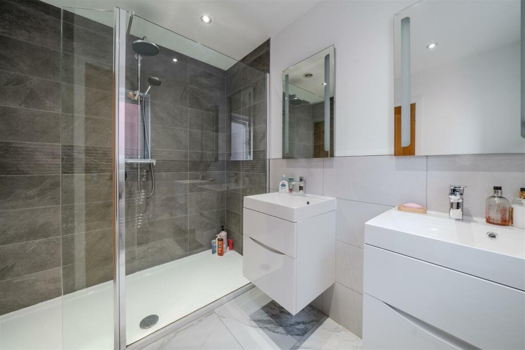 Additional property image - Top Farm, Main Road, Stretton, Alfreton, DE55 6EW