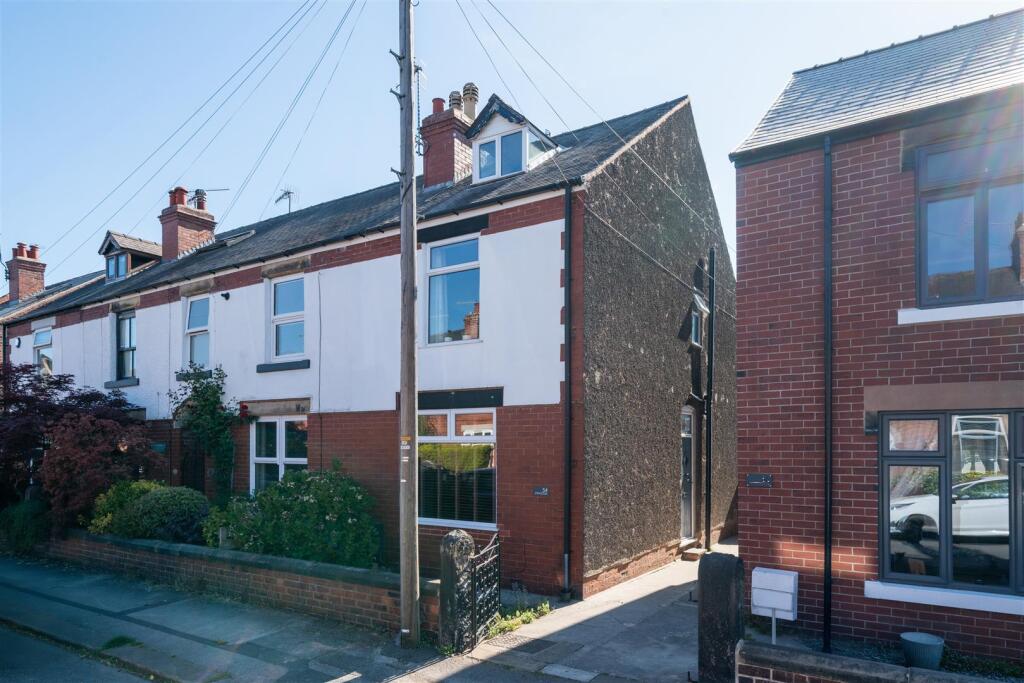Main image of property: St. Thomas Street, Brampton, Chesterfield, S40 3AH