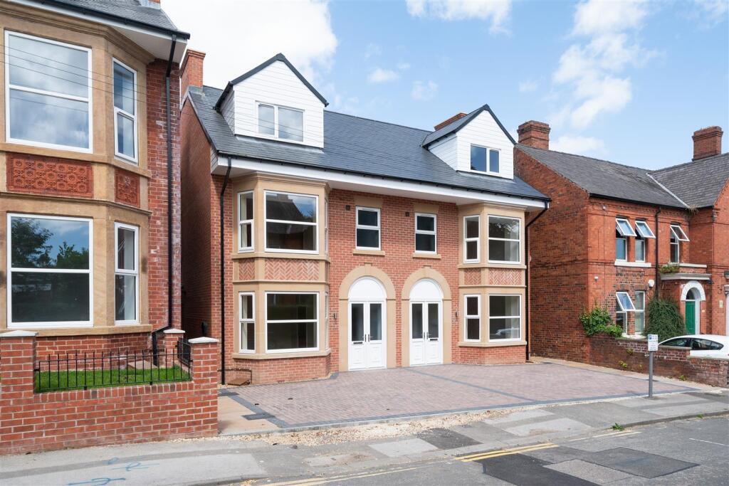 Main image of property: Plot 5, Avondale Road, Chesterfield, S40 4TF