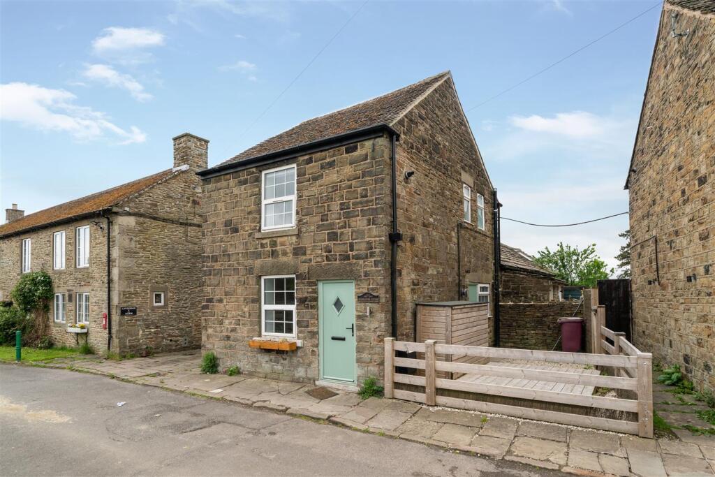 Main image of property: Grindlestone Cottage, Pratthall, Cutthorpe, Chesterfield, S42 7AZ