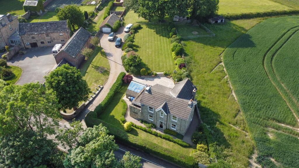 Main image of property: Newbold Fields Cottage, Dunston Road, Chesterfield, Derbyshire, S41 9RW