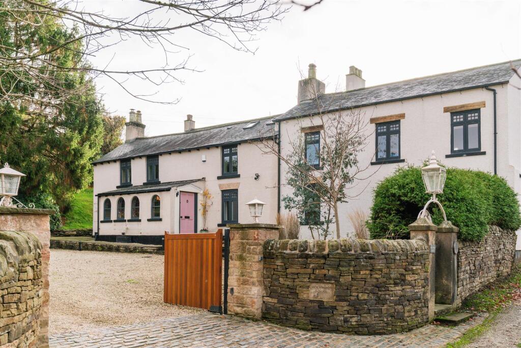 Main image of property: Holymoor House, Cotton Mill Hill, Holymoorside, Chesterfield, S42 7EG