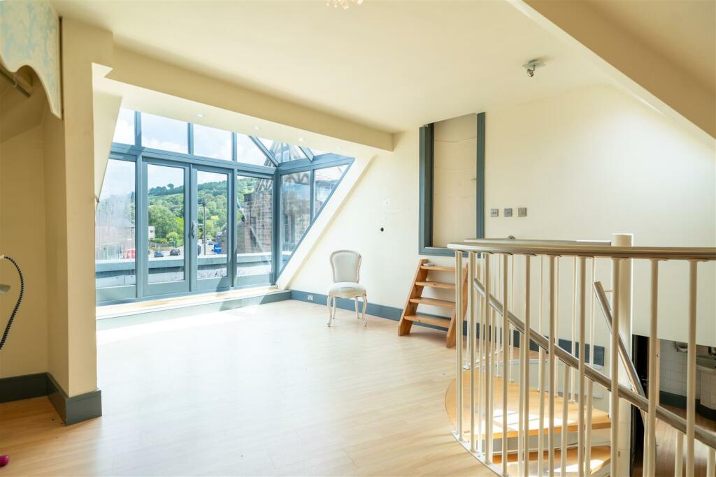 Additional property image - Matlock Green, Matlock