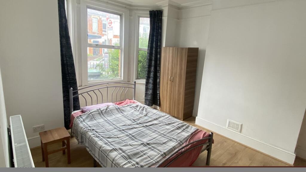 Main image of property: Westbury Avenue, Wood Green, N22