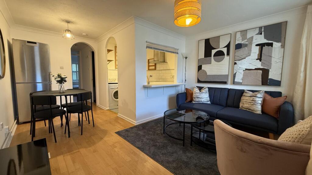 Main image of property: Abingdon Close, Bermondsey, SE1