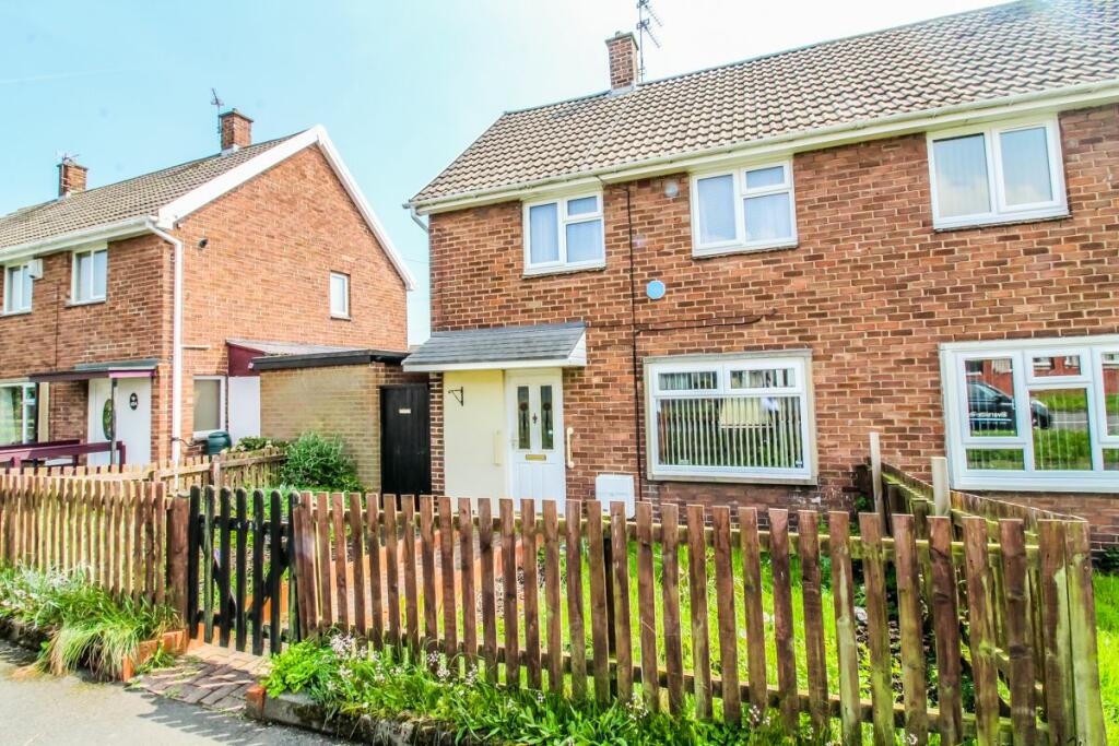 2 bedroom semidetached house for sale in Coach Road Estate, Usworth