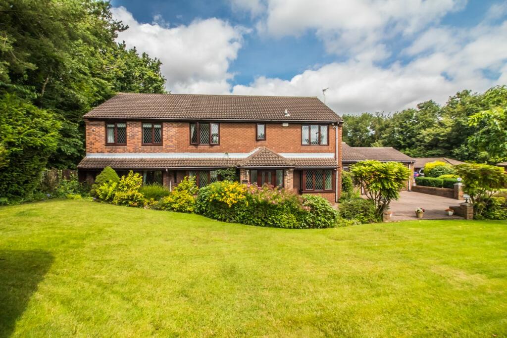 5 bedroom detached house for sale in Dalmahoy, Usworth, Washington, NE37