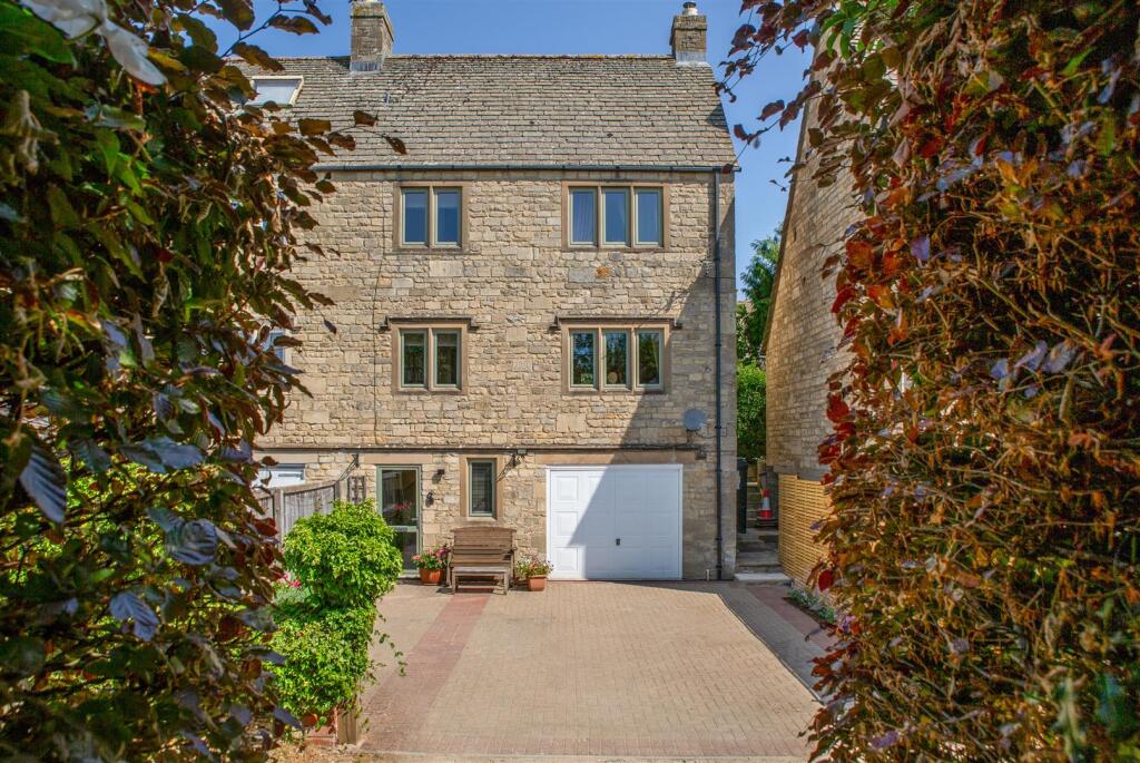 Main image of property: Arlington, Bibury