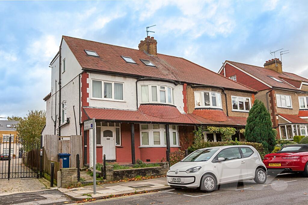 Main image of property: Holden Road, Woodside Park, N12