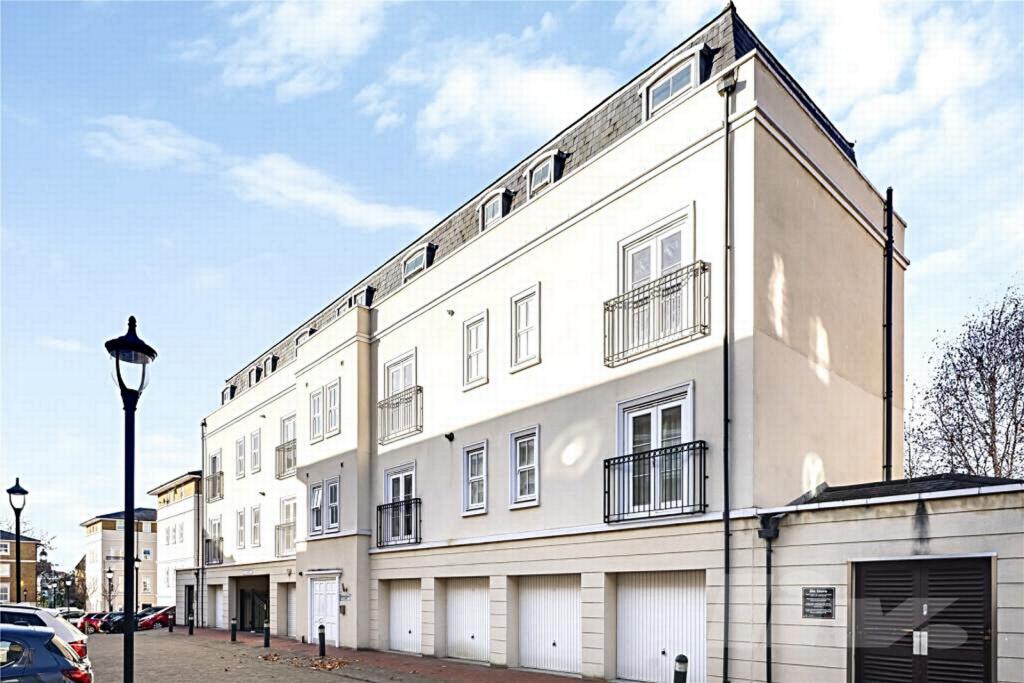 Main image of property: Northpoint Square, Camden, NW1