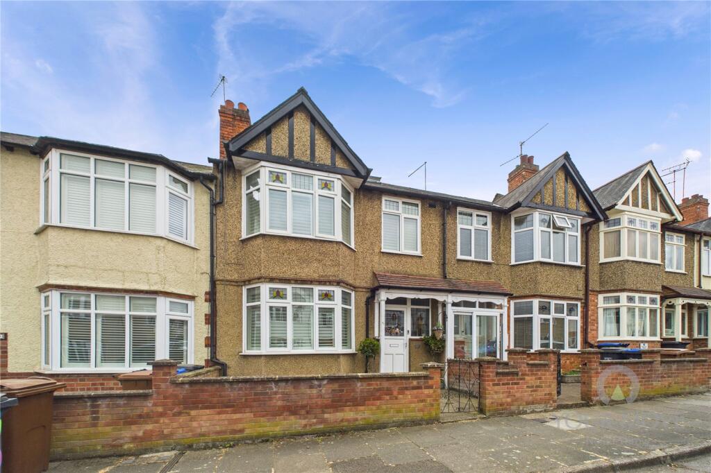 Main image of property: The Vale, Phippsville, Northampton, NN1