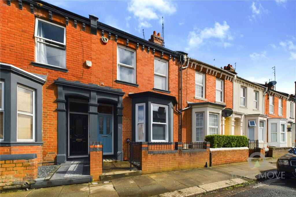4 bedroom terraced house for sale in Lutterworth Road, Abington, Northampton, NN1