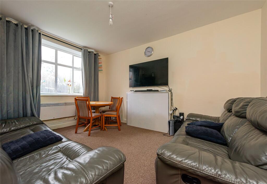 Main image of property: Oakfield Court, Haslemere Road, Crouch End, London, N8