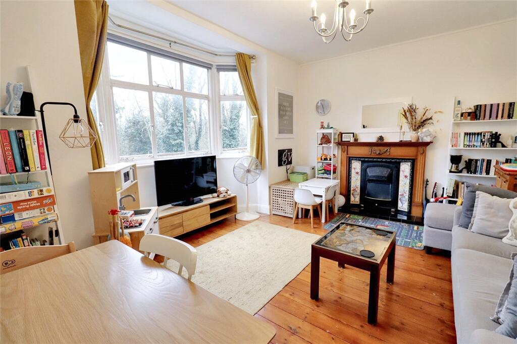 Main image of property: Oakfield Court, Haslemere Road, Crouch End, London, N8