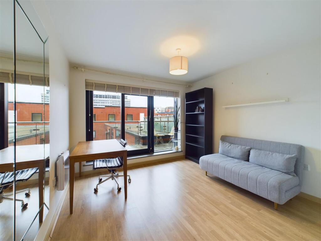 Additional property image - St. Pauls Place, 40 St Paul's Square