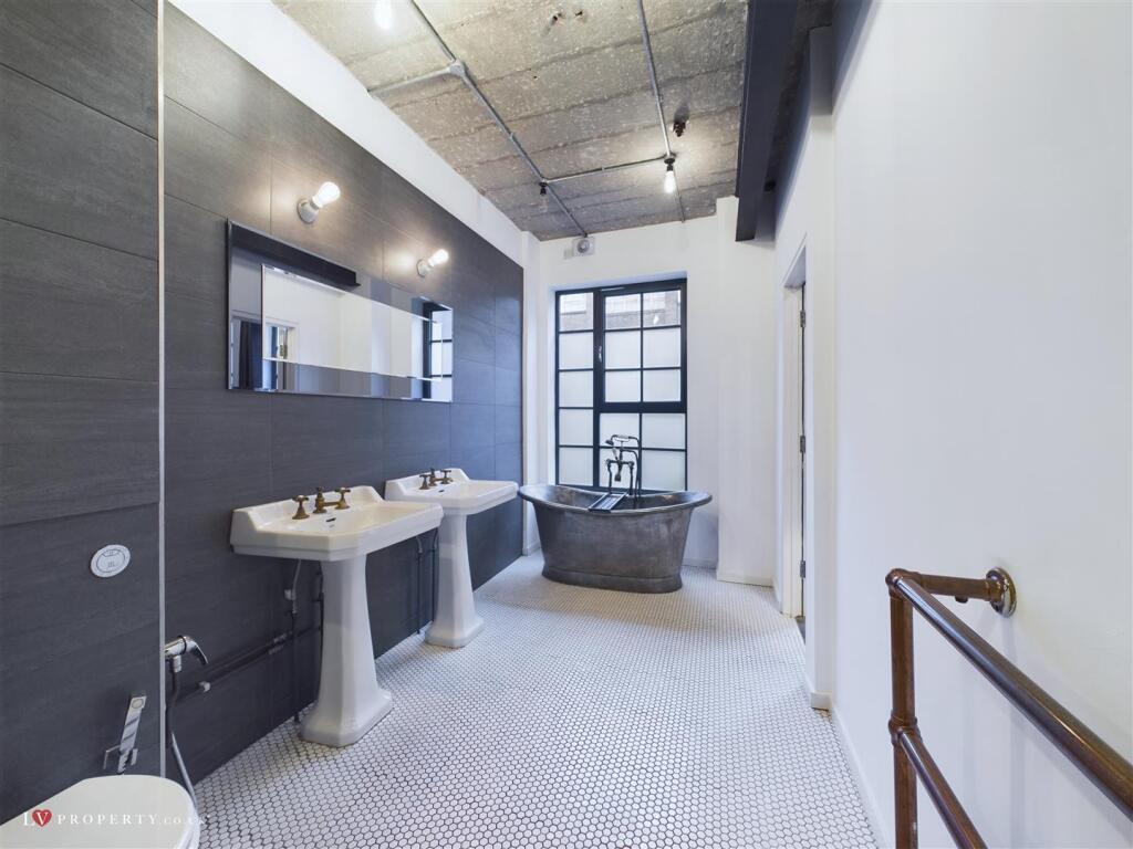 Additional property image - Viceroy House, Birmingham