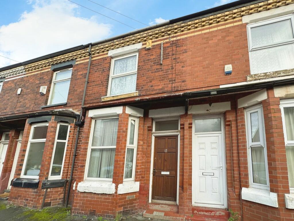 2 bedroom terraced house for sale in Tintern Street, Manchester