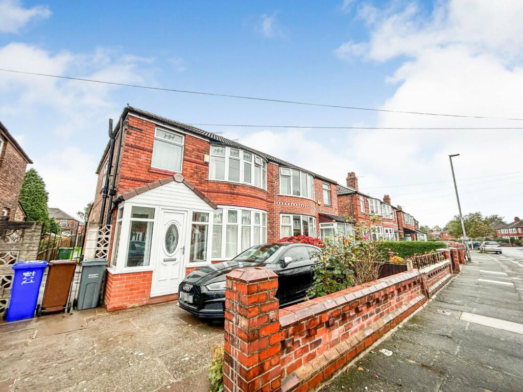 4 bedroom semi-detached house for rent in Stephens Road, Manchester, Greater Manchester, M20