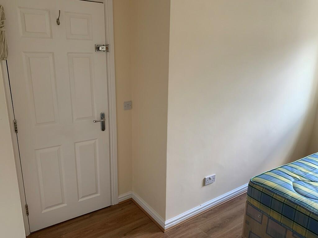 Additional property image - Potterswood, Kingswood, Bristol