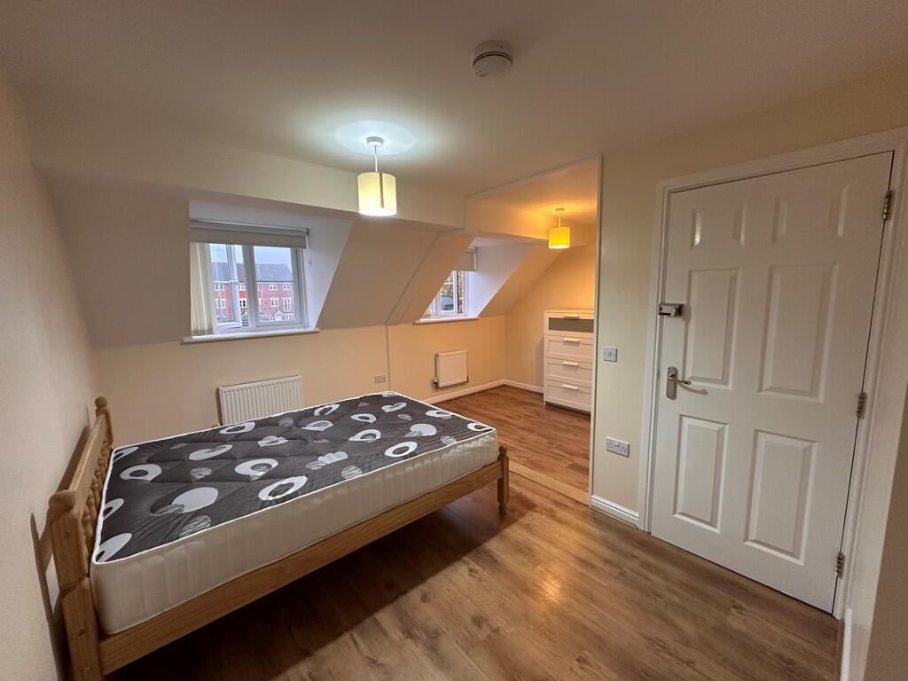 Main image of property: Hanham Road, Kingswood, Bristol