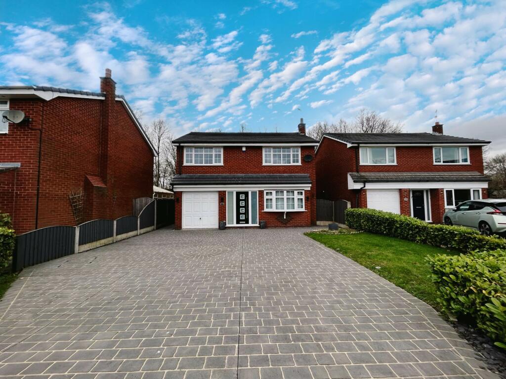 4 bedroom detached house for rent in Anderson Close, Warrington, Padgate, WA2