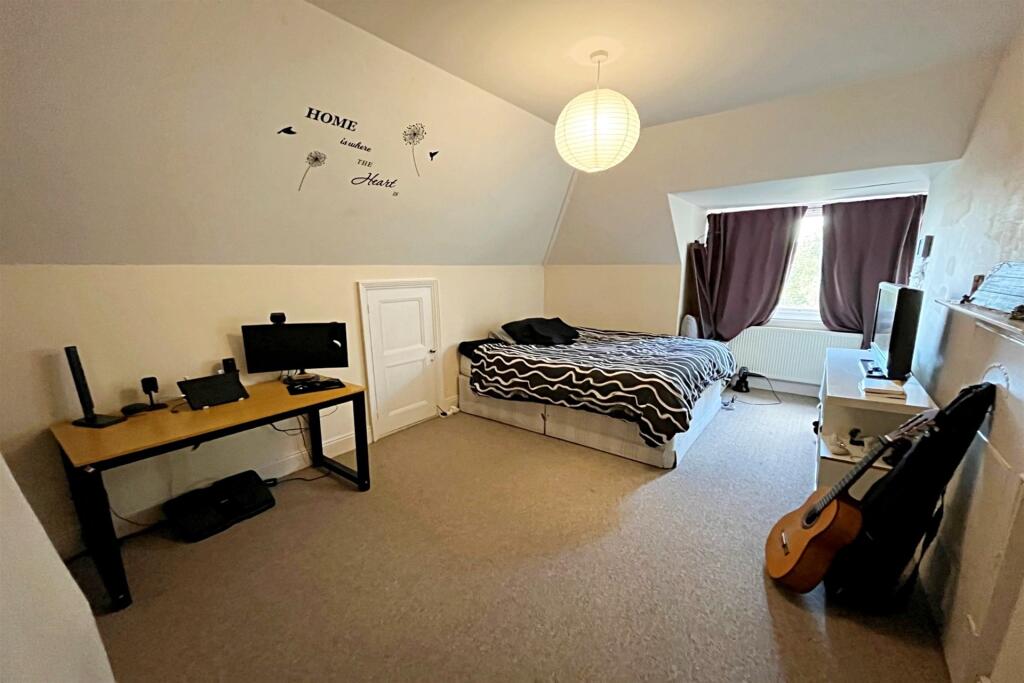 Additional property image - East Cliff