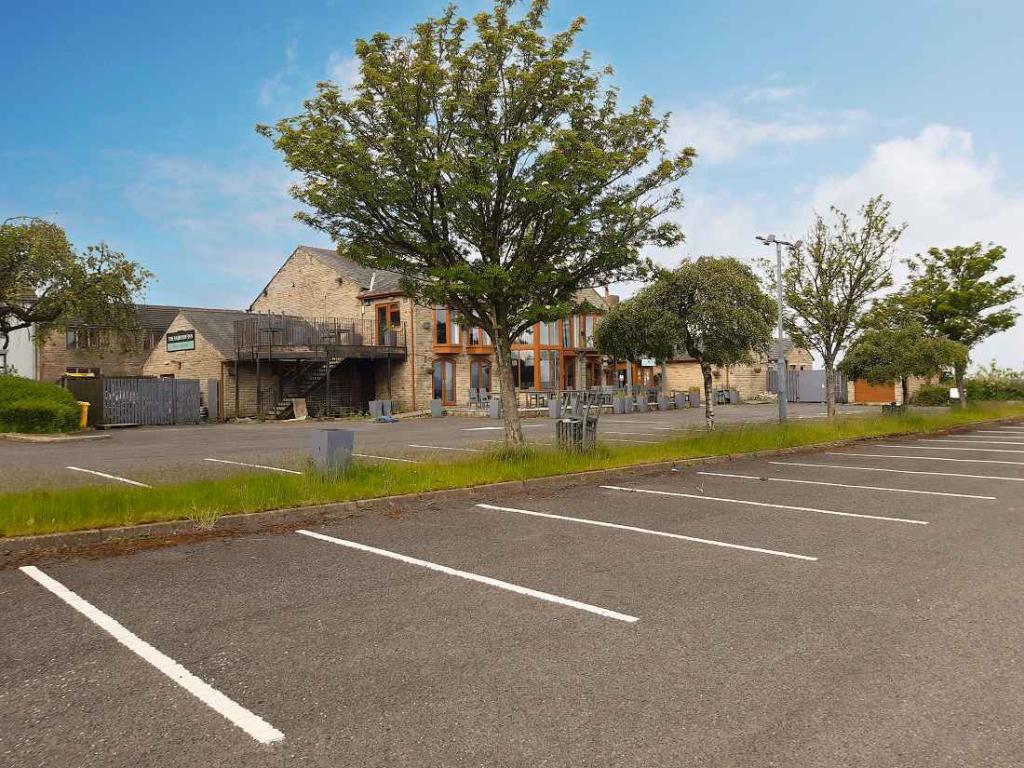 Pub for sale in NW222846 Fair View Inn, 78 Broad Lane, Rochdale OL16