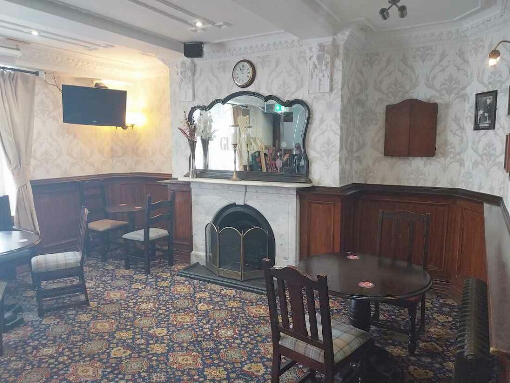 Additional property image - NW-424301 - Swan & Royal, Castle Street, Clitheroe BB7 2BX