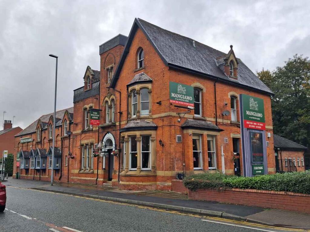 Main image of property: NW-524958 - Wilton Arms, (Currently trading as Mangiamo), Middleton M24 4RF