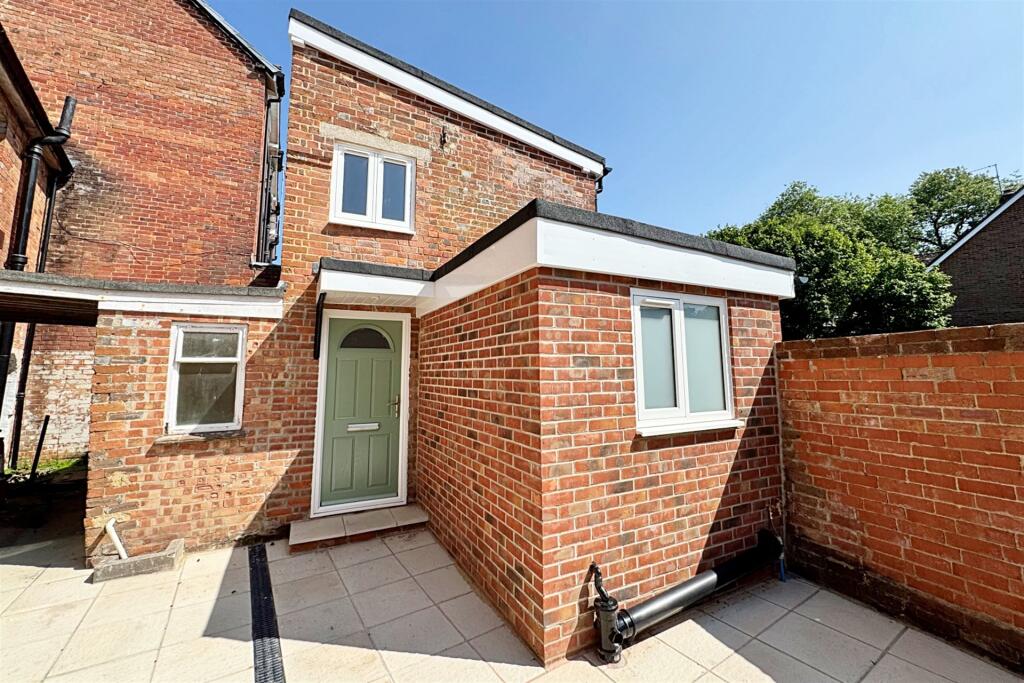 Main image of property: Wimborne Town Centre