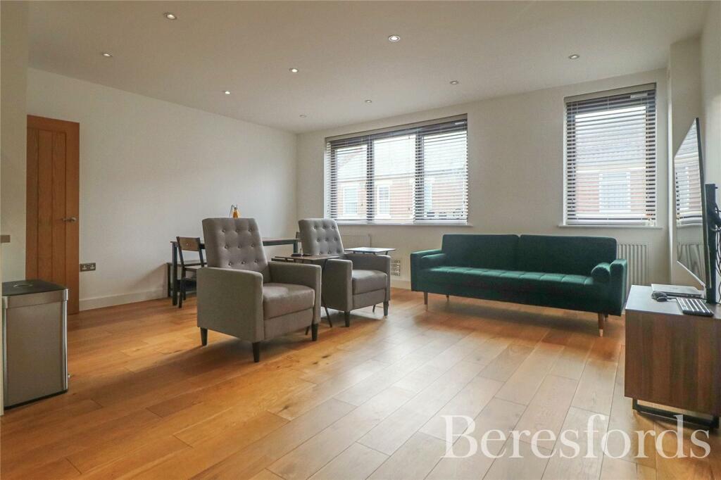 Additional property image - Oak House, 25 St. Peters Street, CO1