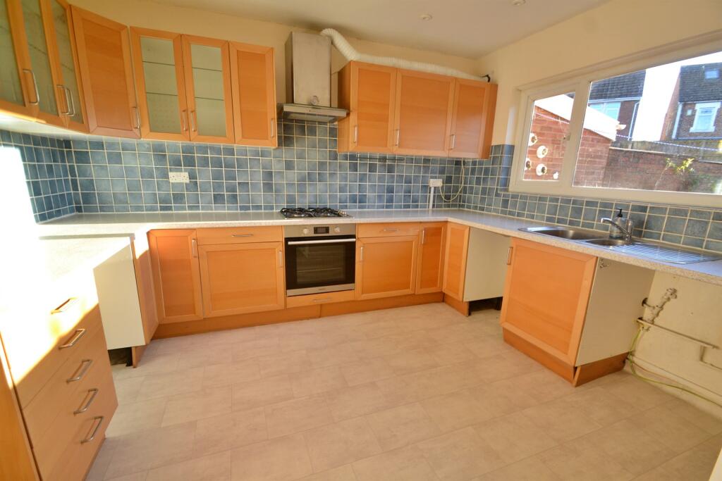 Additional property image - Hamworthy