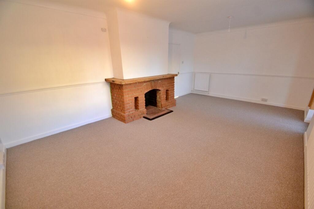 Additional property image - Hamworthy