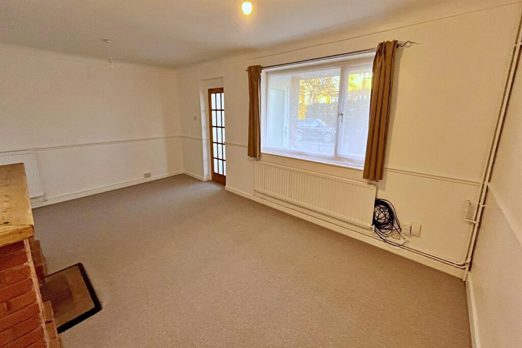 Additional property image - Hamworthy