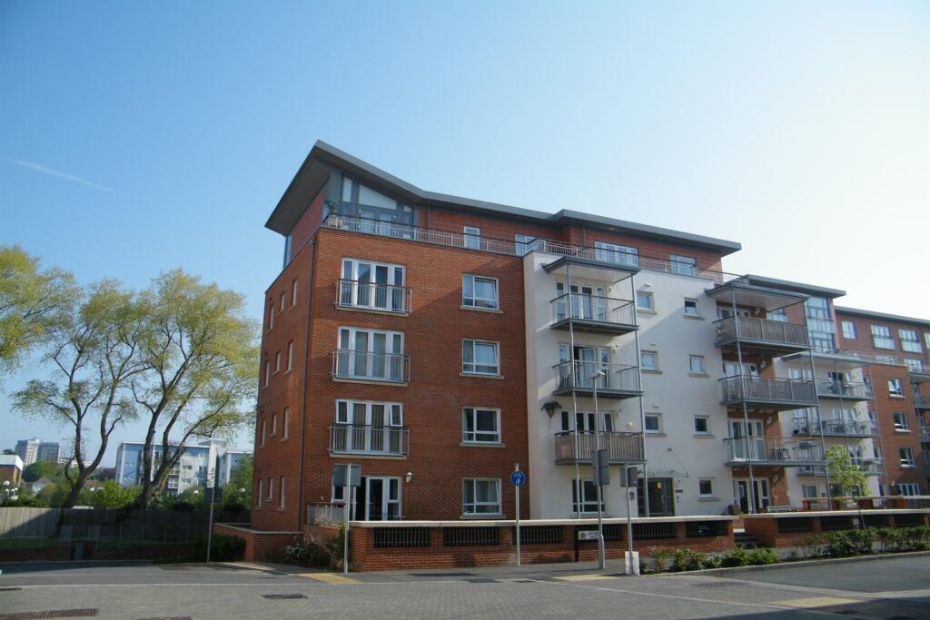 Main image of property: Poole