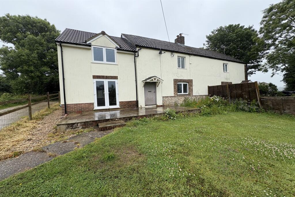 Main image of property: Crawthorne