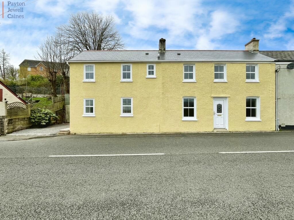 3 bedroom semidetached house for sale in Cefn Glas Road, Bridgend