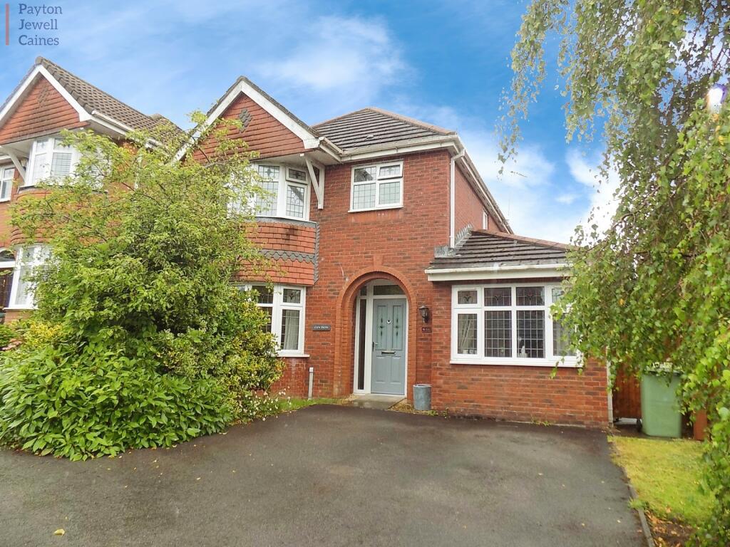 3 bedroom detached house for sale in Clos Brenin, Brynsadler, Pontyclun, Rhondda Cynon Taff