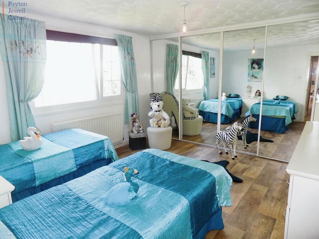 Additional property image - Fitzhamon Road, Porthcawl, Bridgend. CF36 3JA