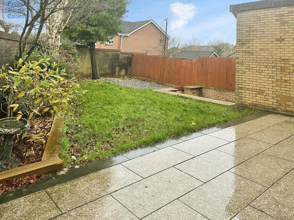 Additional property image - Clos Castell Newydd, Broadlands, Bridgend . CF31 5DR