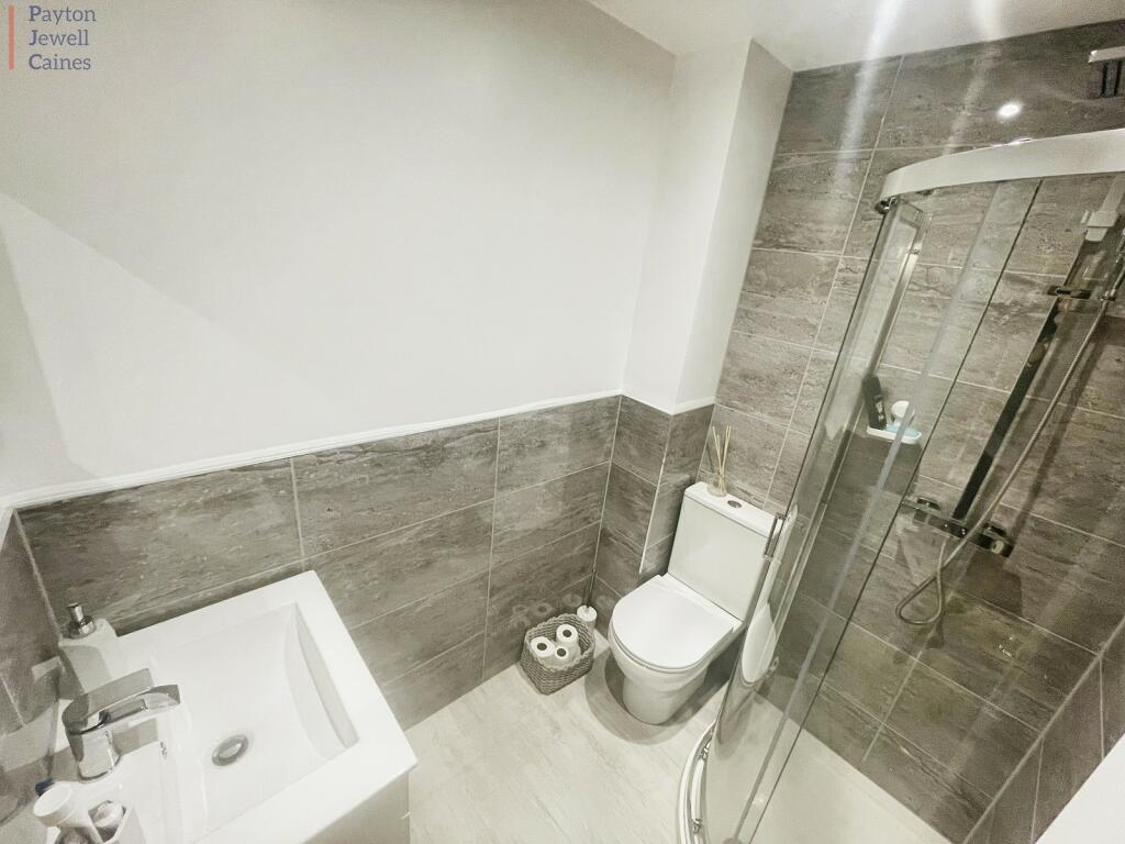 Additional property image - Clos Castell Newydd, Broadlands, Bridgend . CF31 5DR