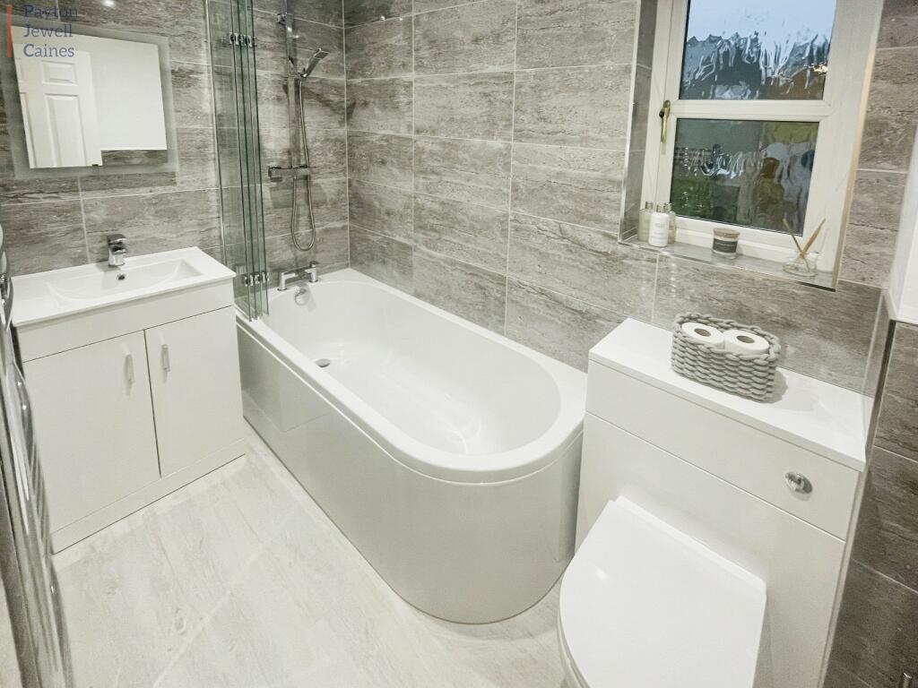 Additional property image - Clos Castell Newydd, Broadlands, Bridgend . CF31 5DR