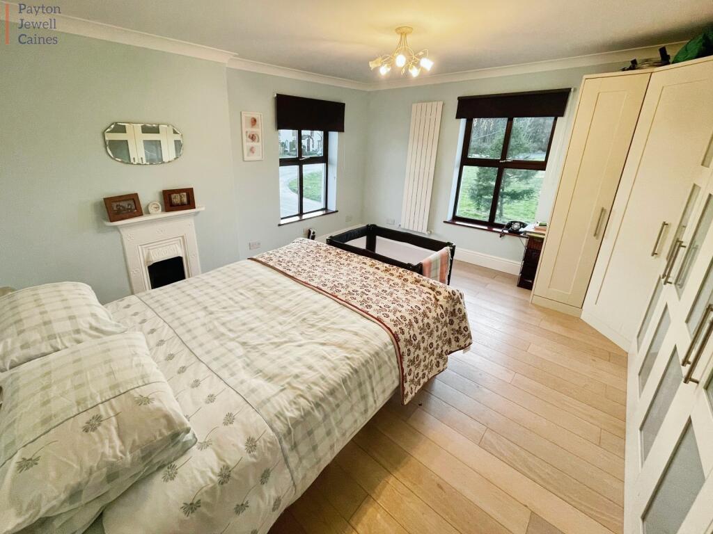 Additional property image - Pen-yr-heol, Pen-y-fai, Bridgend County. CF31 4ND