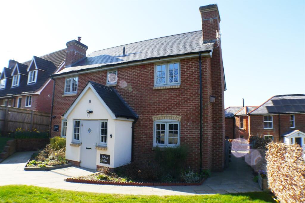 Main image of property: Redlynch