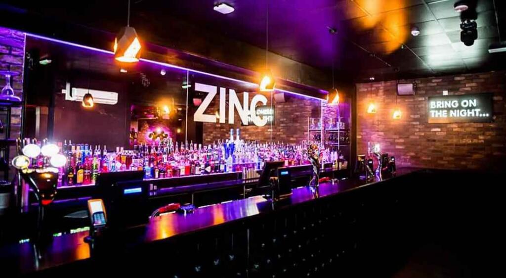 Primary image of M-528642 - Popworld Zinc, 12 Market Place, Redditch B98 8AA