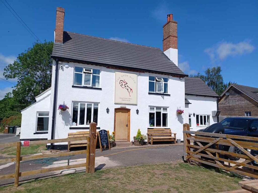 Main image of property: M-428310 - Open Ditch, Sinton Green, Hallow WR2 6NW