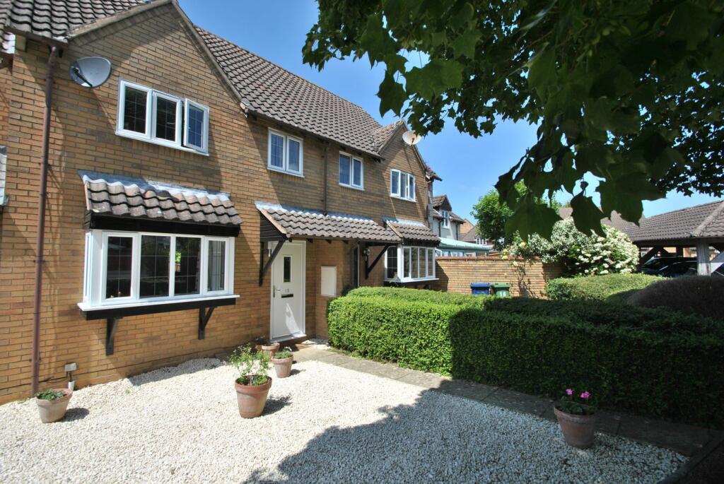 3 bedroom terraced house for sale in The Highgrove, Cleeve