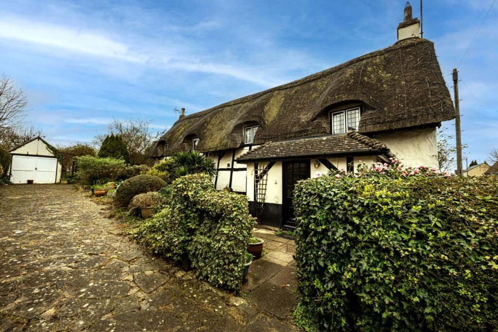 Main image of property: Stoke Road, Bishops Cleeve, Cheltenham, GL52