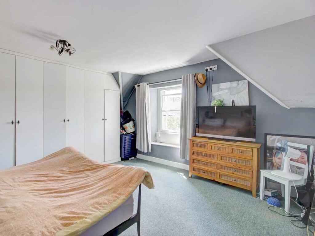 Additional property image - W-420760 - Cross Keys, Midford Road, Bath BA2 5RZ